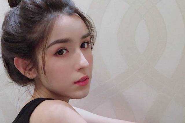 又是一个新疆绝世美女诞生!颜值不输于古力娜扎!