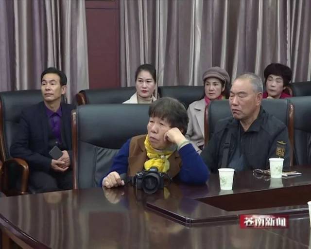 苍南广播电视台转播《温州新闻联播》 , 《苍南