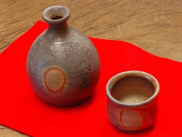 华夏酒祖珍品1972图片