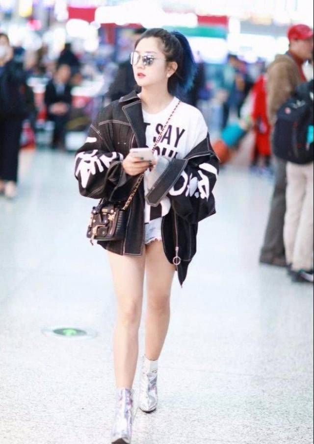 何洁这是什么造型形似刺猬看着鸡皮疙瘩都快起来了