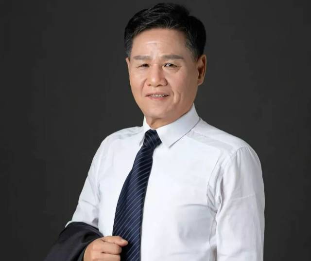 人物志| "厦门民企第一人"吴国荣:折戟湘江南大桥_手机搜狐网