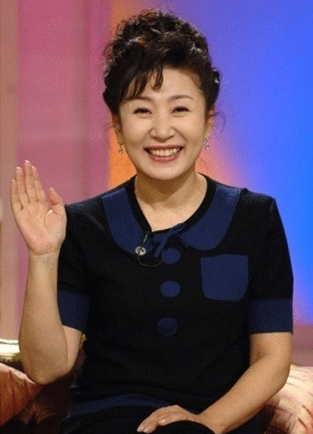 《我叫金三顺》13年后, 女主暴瘦完全认不出, 女二脸僵, 她却已故_手