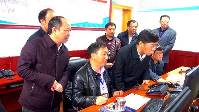 吴学刚,贵州煤矿安监局水城监察分局局长伍新民,盘州市副市长邹立宏