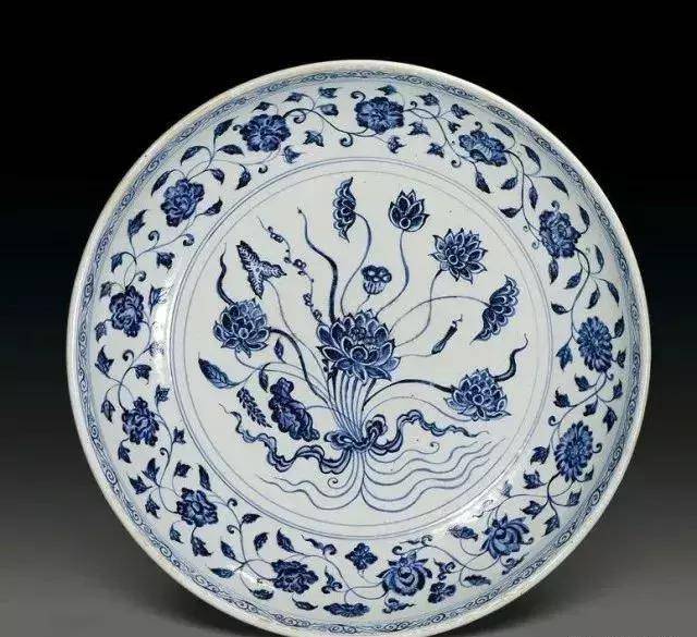 影青陵陰刻蓮紋花盤 中国美術 中国古玩 元青花牡丹莲花纹花口盘-中古陶（北京）拍卖行有限公司