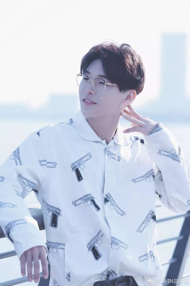 被粉丝催官宣的《以团之名》到底藏着多少美少年?