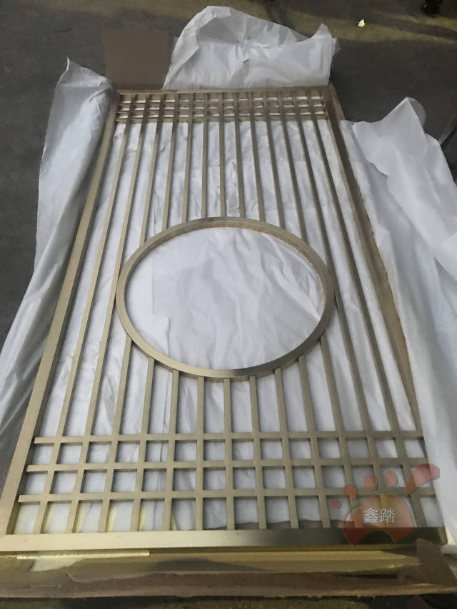 香槟金不锈钢焊接花格格栅(中式风格图片)