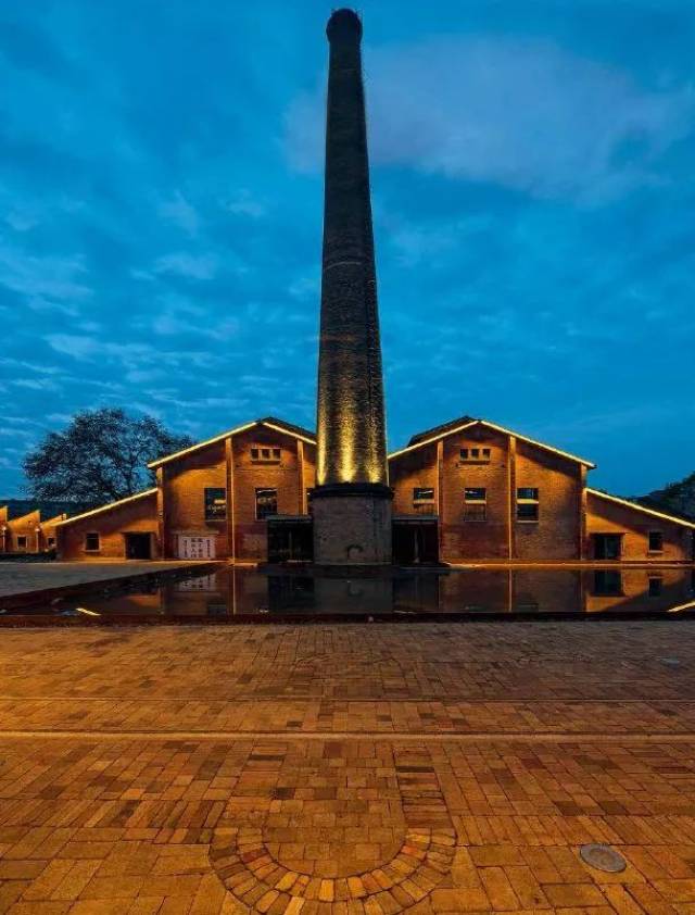 园区| 陶溪川文化创意园区:景德镇宇宙瓷厂的dibo变身