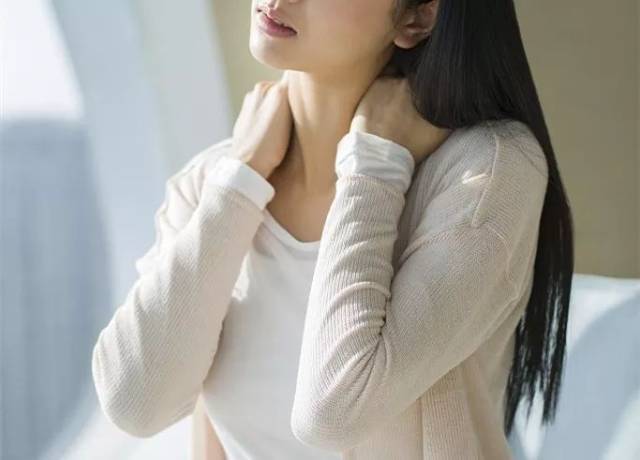 脖子痛?肩膀酸?学会这招还你健康"好脖子!