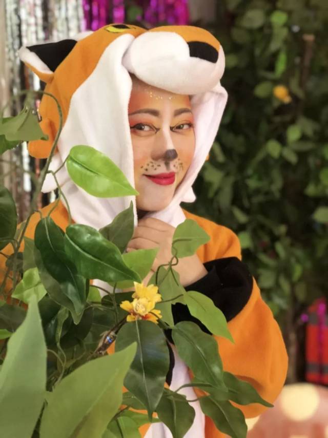 经典童话剧《三只小猪》