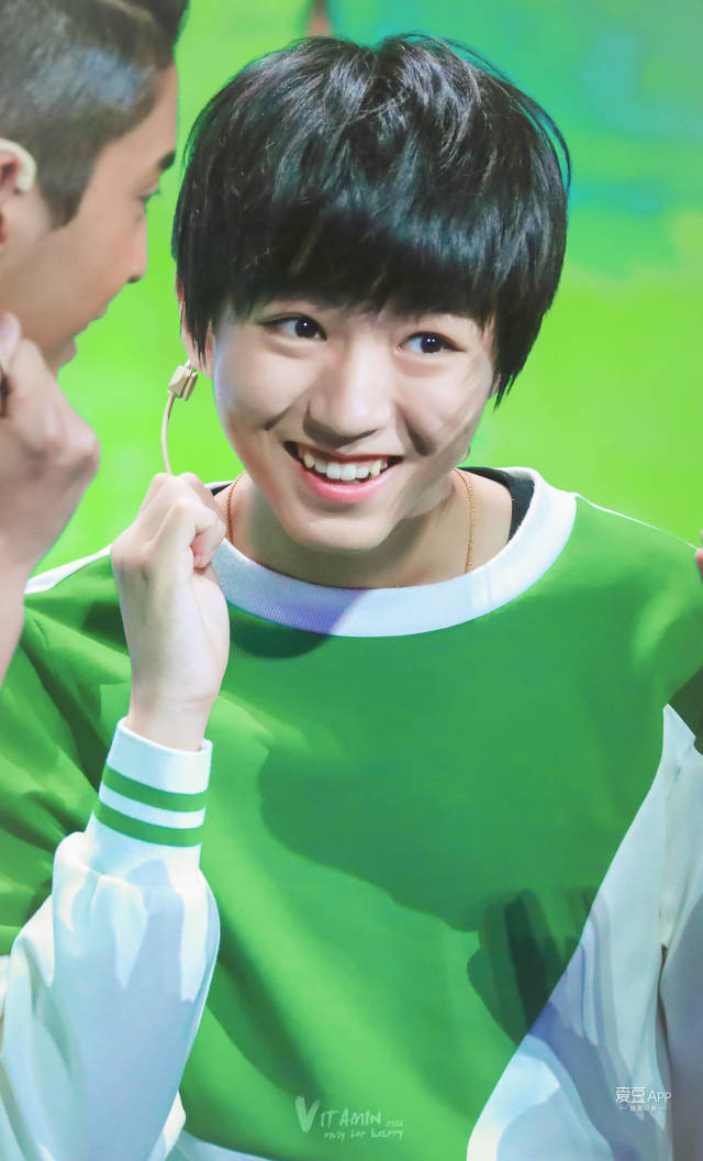 早期青苹果味的王俊凯 品味青涩懵懂少年可爱模样