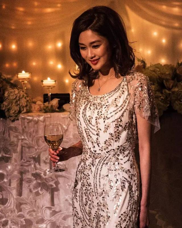 34岁岑丽香结婚2年宣布有喜!6月离巢回加拿大养胎,停工做钟嘉欣第二?