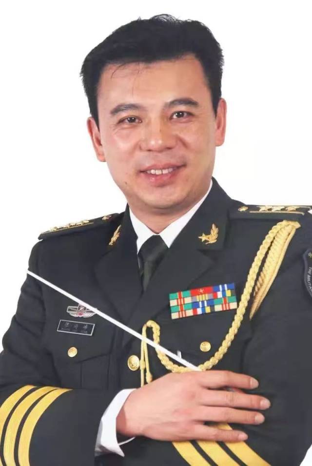 解放军军乐团隶属中央军委政治工作部,现任团长为张海峰大校,现任政委