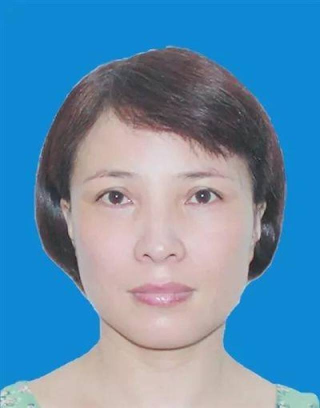 对于厦门十中的教师刘亚琳来说,2018年3月5日是个难忘的日子.