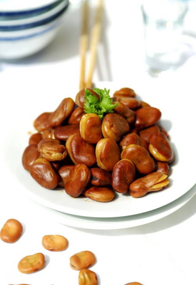 记忆中的老味道:吃不够的五香蚕豆