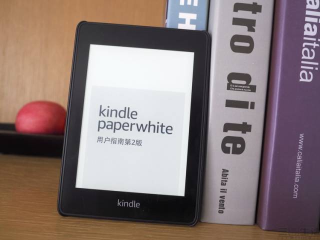 超值“平装书”：体验亚马逊新款Kindle Paperwhite_手机搜狐网