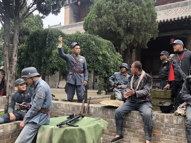 角色 演员 备注 卫大河 张嘉译 杨虎城部下团长,战功赫赫 姜雅真