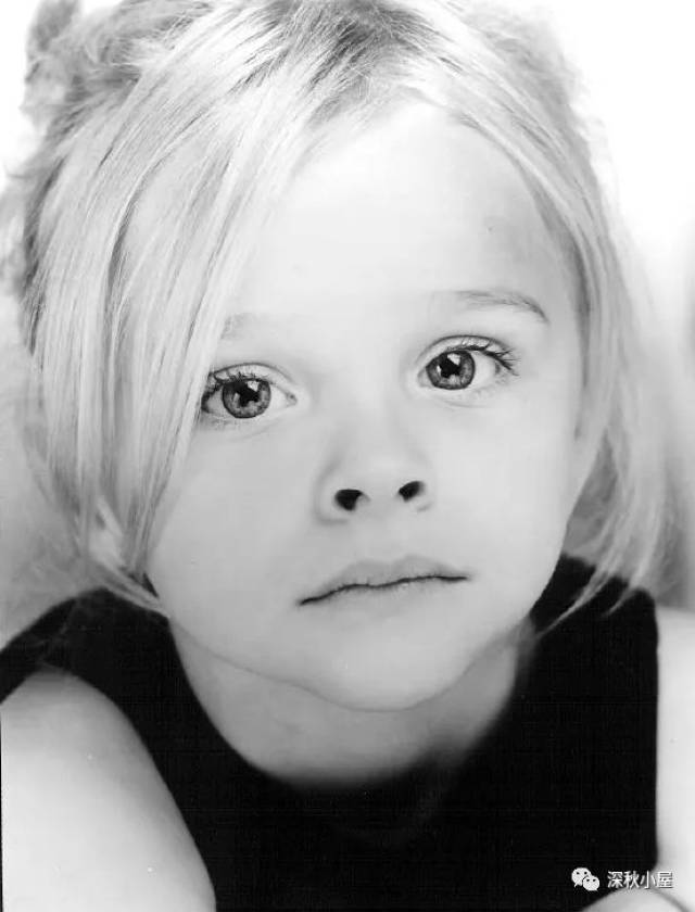 no,超杀女科洛早就是弯的啦!