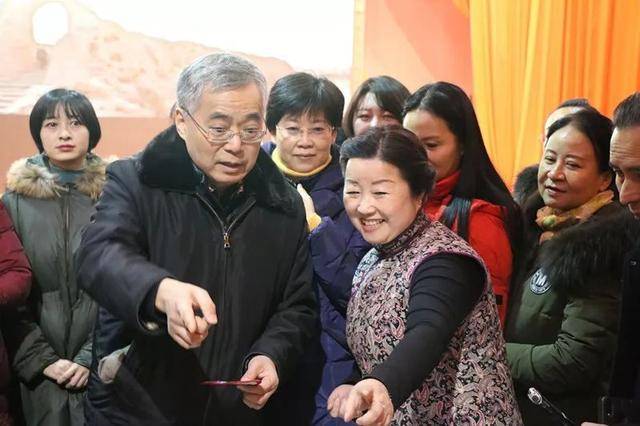 民族文化",2010年影城被评为"国家级非物质文化遗产代保护试验基地","