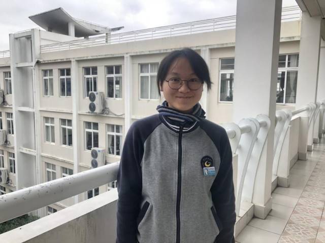 定海一中 黄老师 "创文明校园是学校可持续发展的需要,它既是育人环境