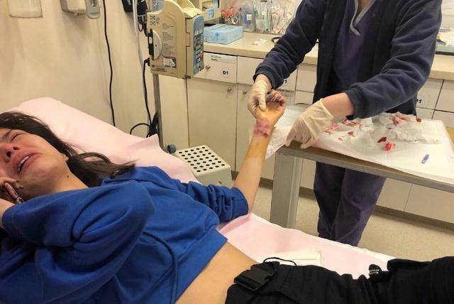 女星不堪网络暴力割腕自杀传有染半个嘻哈圈陈冠希也在其中