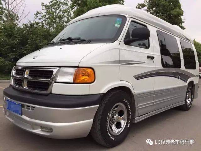 十几年前的稀罕物,"道奇公羊ram1500"大房车!