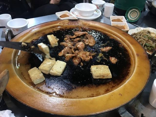 昆明小企鹅啤酒图片