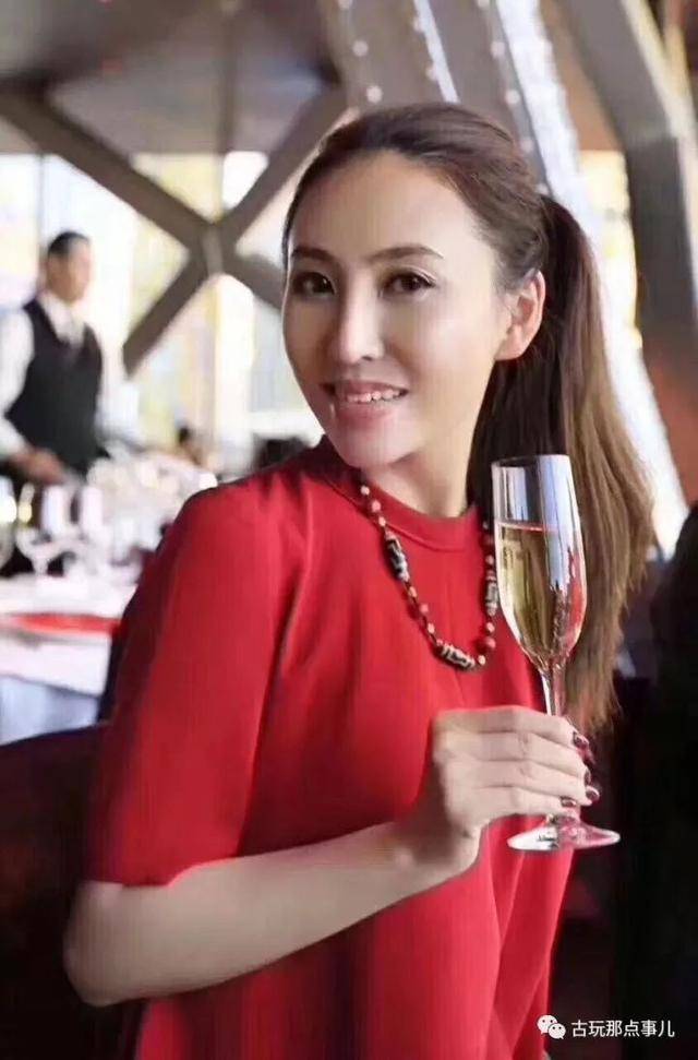 明星们钟爱的天珠究竟是什么老天珠如何鉴别真假