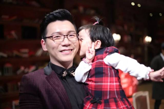 《奇葩说》陈铭夺冠!朋友圈刷爆:不只是想嫁的人,更是想成为的人!