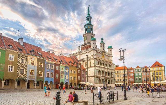 波兰投资移民,波兰护照、波兰居留、波兰居民