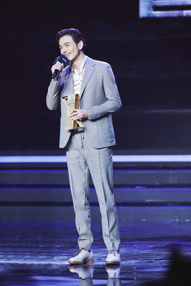 演员杨烁演唱的歌,演员杨烁唱的歌,演员杨烁的歌_大山谷图库