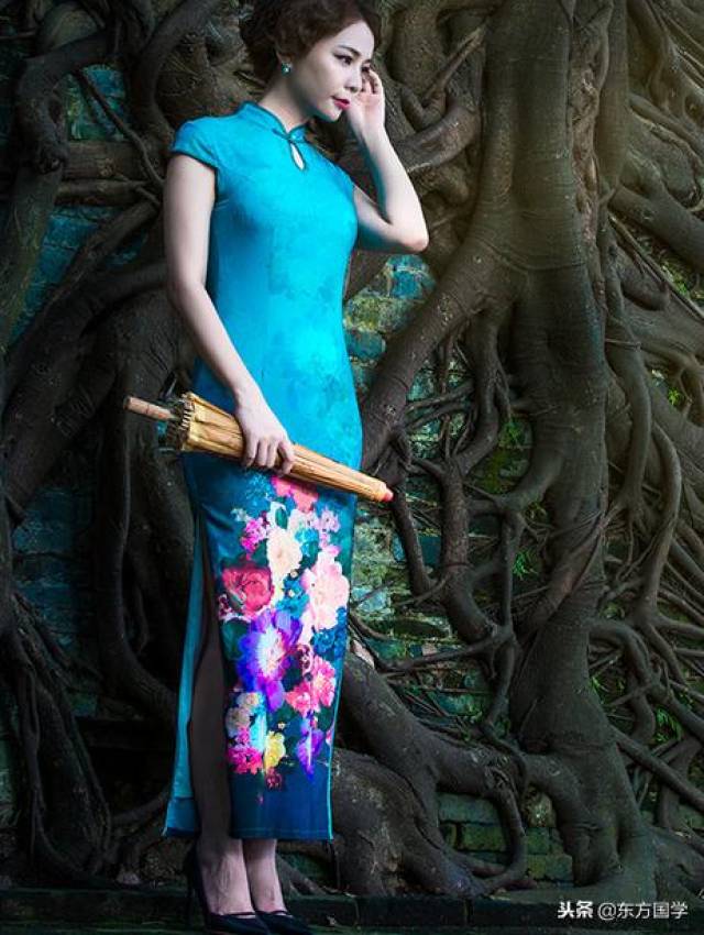 「原创」「旗袍之美」一袭旗袍,演绎出东方女性风情万种的魅力