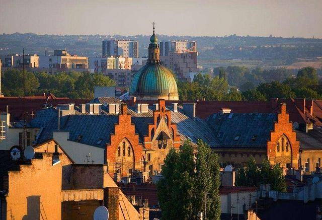 波兰投资移民,波兰护照、波兰居留、波兰居民