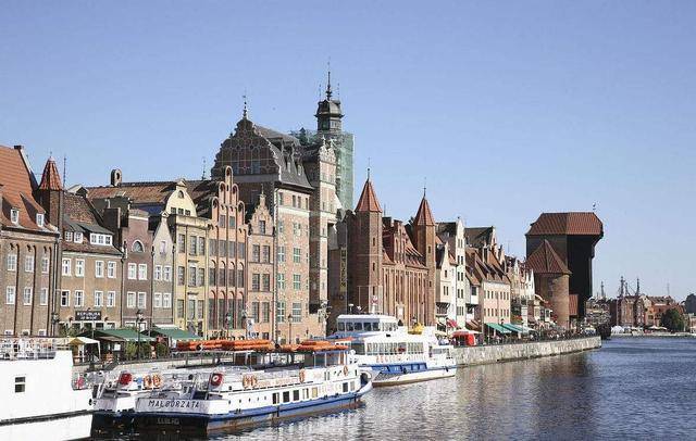 波兰投资移民,波兰护照、波兰居留、波兰居民