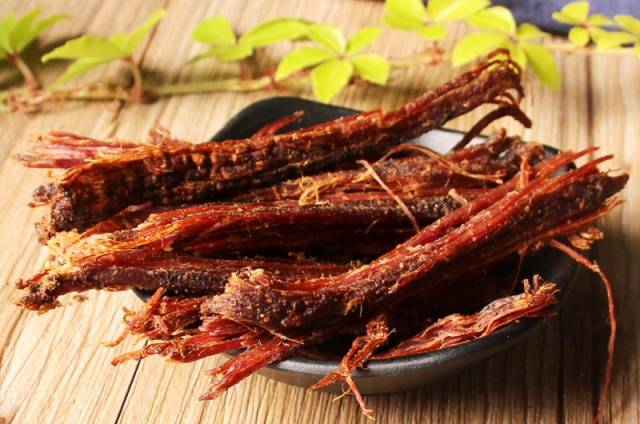 正宗小锤干巴, 媲美火烧干巴, 云南特色美食