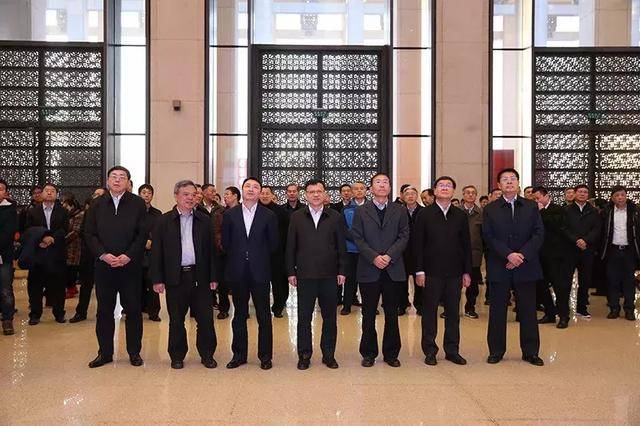 国家电网公司领导班子集体参观庆祝改革开放40周年大型展览