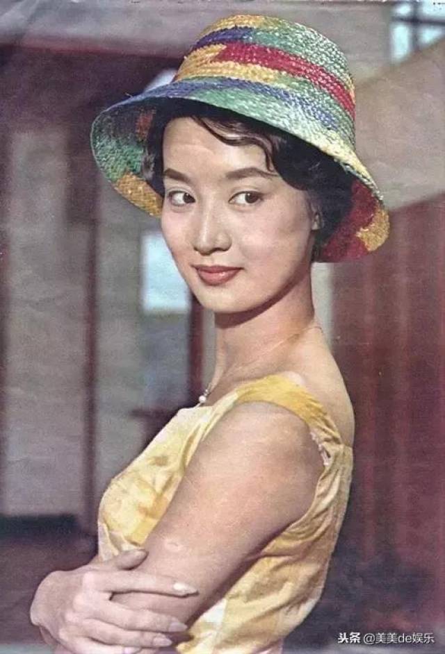 她退圈是因为生孩子,白瞎了这张空前绝后的脸,还被亲妈给告了