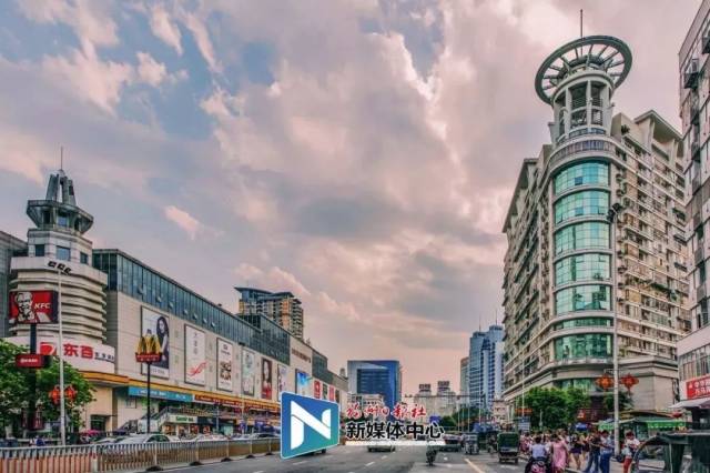 台江区元洪城一带.谢贵平摄