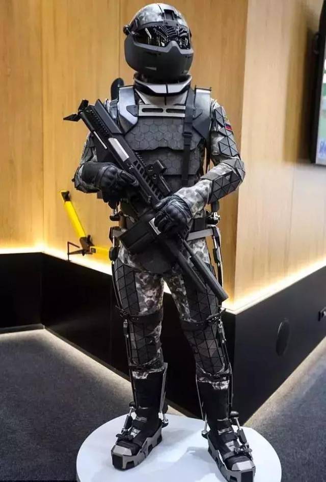 战斗民族推出超级士兵套装2025年投入使用赋予士兵超能力