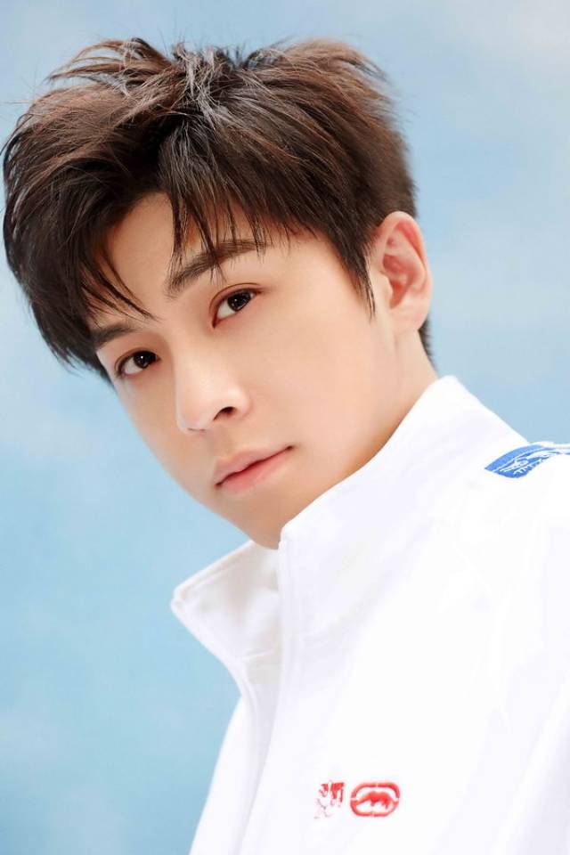 走进武艺的"理想国" 新歌《慢一点少一点》上线_手机搜狐网