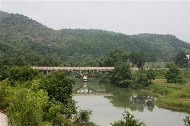 毕节高坪镇图片