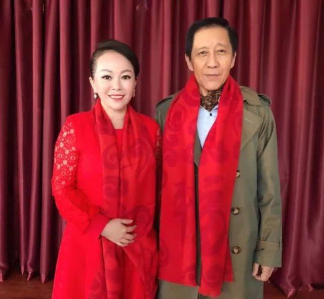 梨园春明星擂主代表: 谢宪笙 张艳红 杨莉 王丹 申会萍等梨园名家