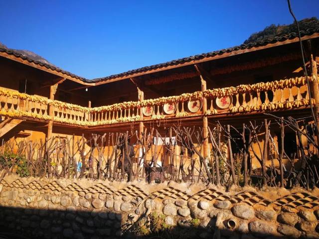 古楼?美景?你想要的,这个村子全都有.