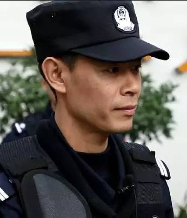 张友忠 特警大队队长