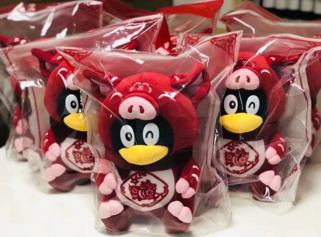 福利| 腾讯猪年限量版qq公仔来袭!幸运猪可能就是你!