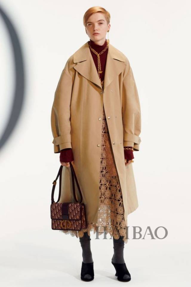 迪奥(dior 2019早秋女装系列lookbook:从神秘部落来到如梦似幻的午夜