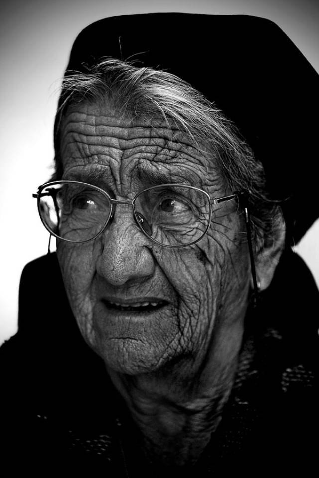 意大利edmondo senatore黑白肖像摄影作品