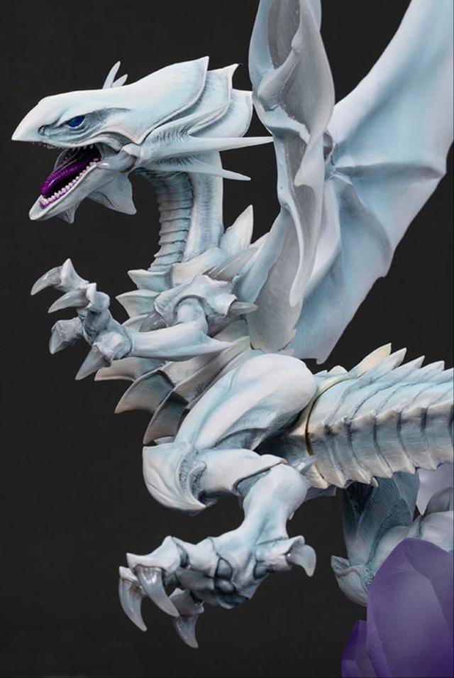 《游戏王》推出青眼白龙手办 质感精细魄力十足