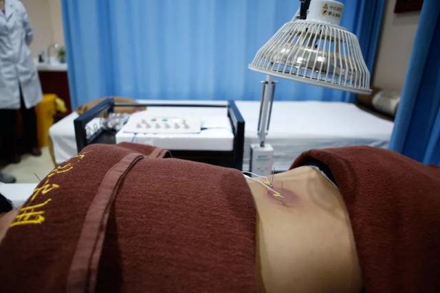 邂逅郑州这家国医馆,古色古香,名医荟萃,让你感受中医理疗的独特魅力!