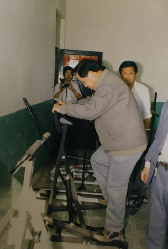 《回响山西》之光敏:亲历阳泉长治改革开放前期两件"时髦"事儿