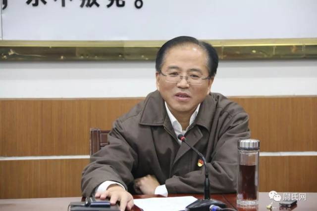 【尉氏新闻】梁东雁参加县委办公室机关党支部"5 n"主题党日活动